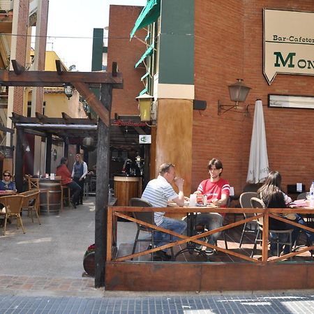 Hostal Montsant Салоу Екстериор снимка