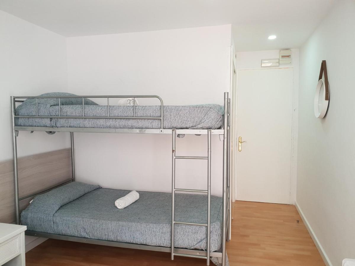 Hostal Montsant Салоу Екстериор снимка