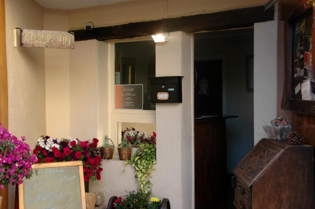 Hostal Montsant Салоу Екстериор снимка