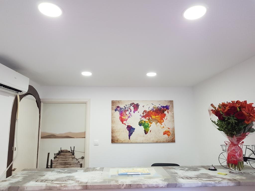 Hostal Montsant Салоу Екстериор снимка