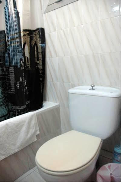 Hostal Montsant Салоу Екстериор снимка