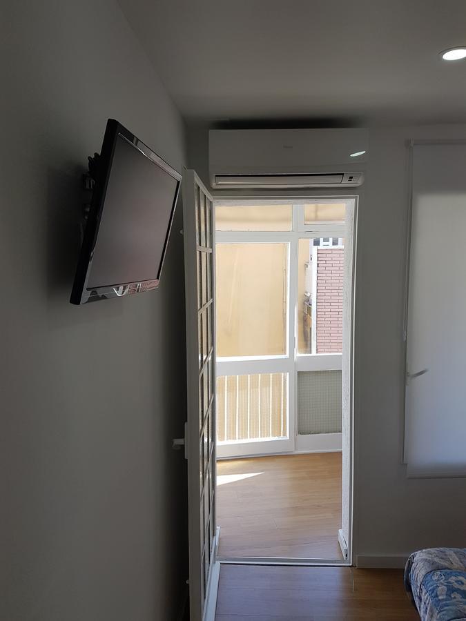 Hostal Montsant Салоу Екстериор снимка